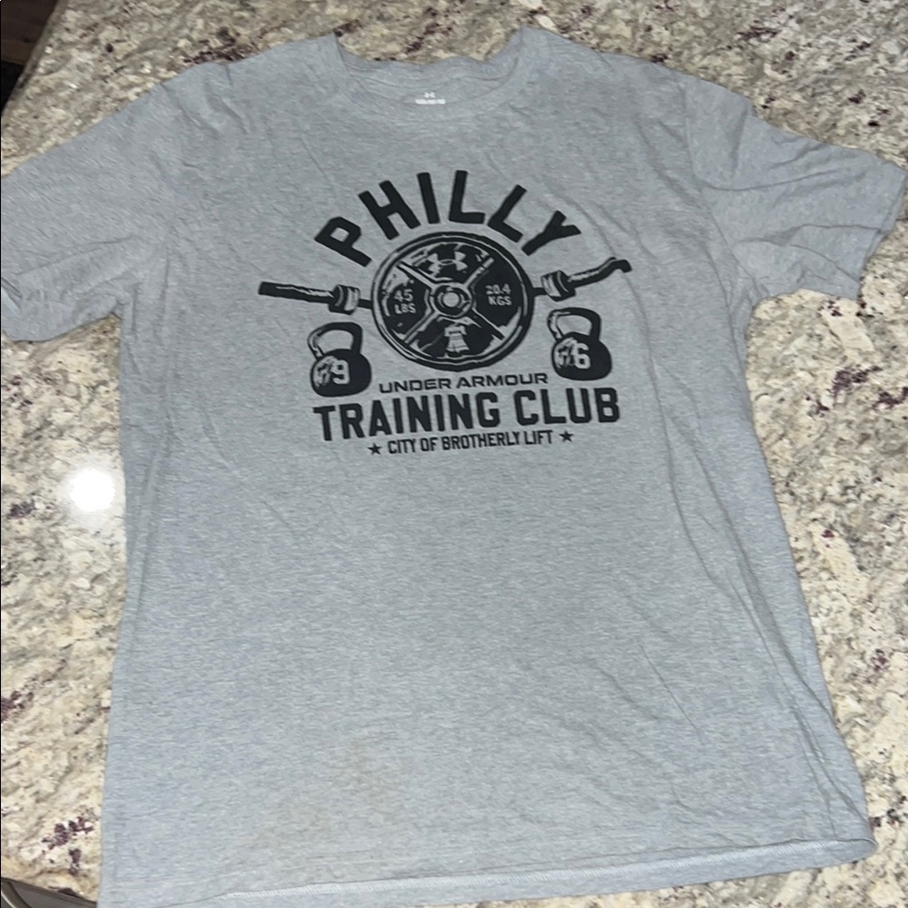 Under Armour Gray Short Sleeve Tee with Graphic Design